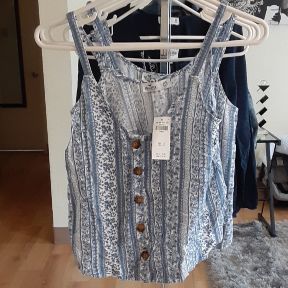 Tank Top - Picture 1 of 7